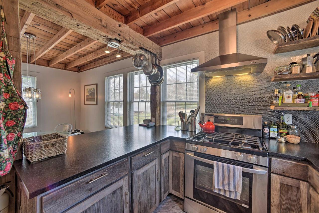 Charming Cottage With Yard - 2 Mi To Tinker St! Вудсток Экстерьер фото