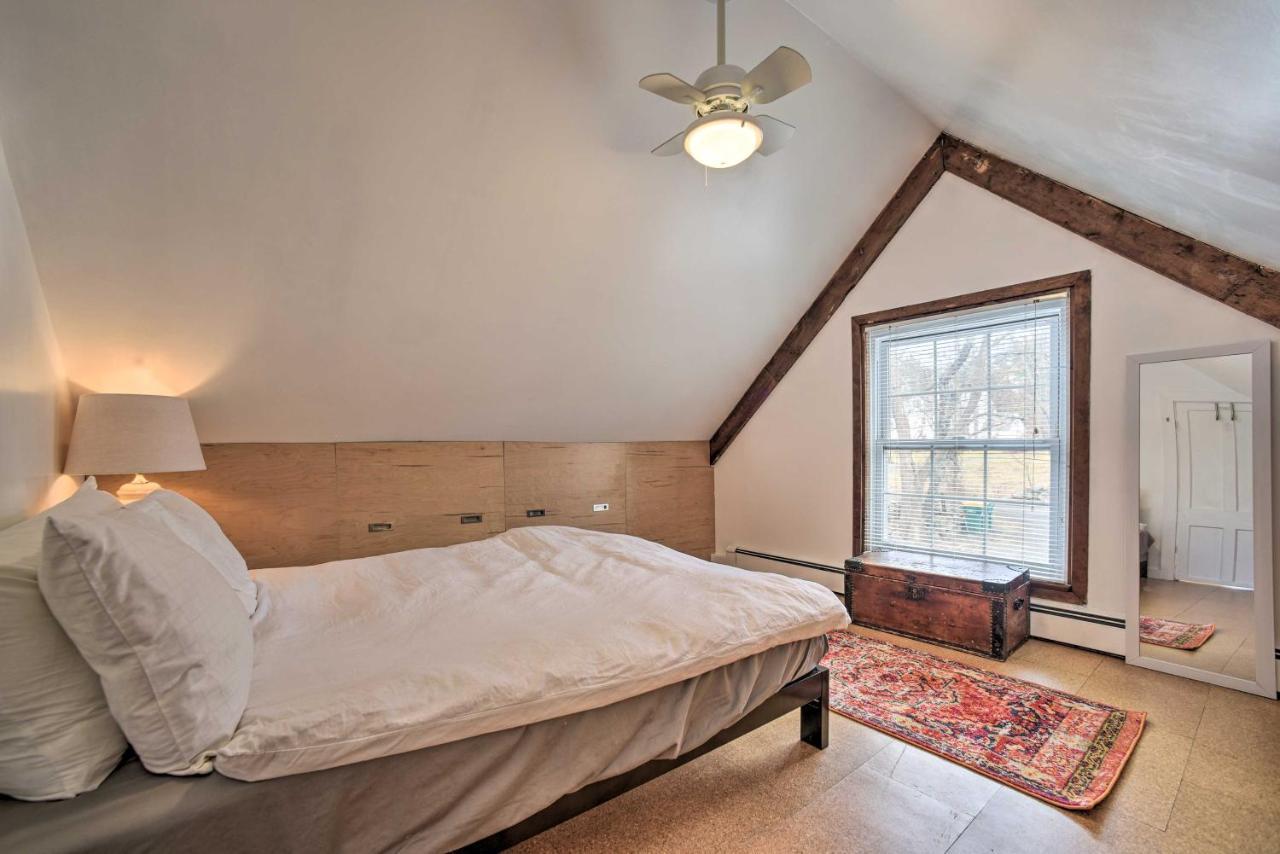 Charming Cottage With Yard - 2 Mi To Tinker St! Вудсток Экстерьер фото